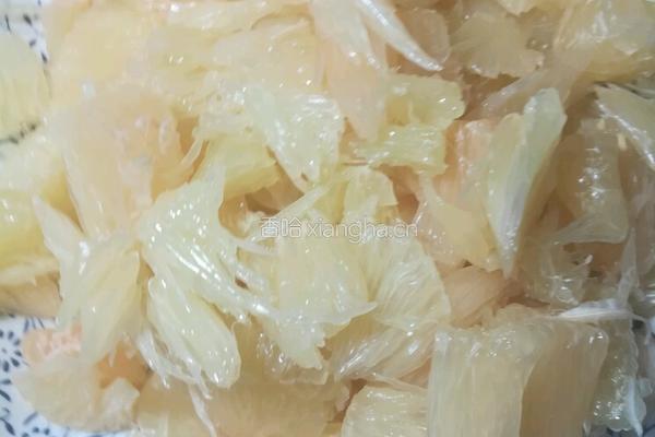 自制蜂蜜柚子茶的做法图解1
