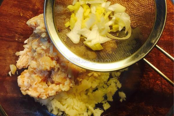 清蒸马蹄鸡肉饼的做法图解7