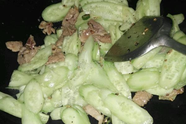 青瓜炒肉片的做法图解8