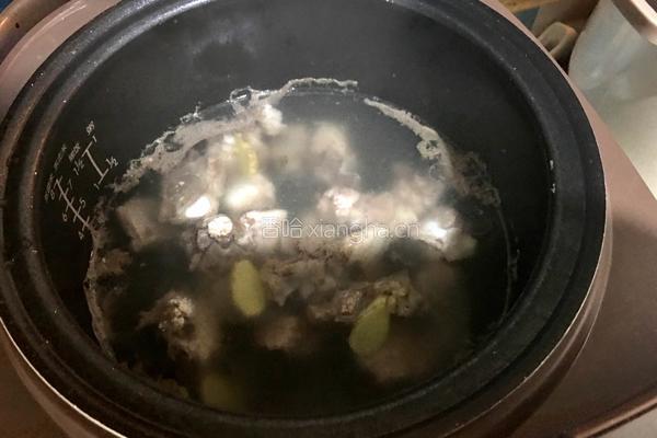 冬瓜排骨汤的做法图解4