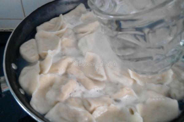 怎样煮饺子不破皮的做法图解12