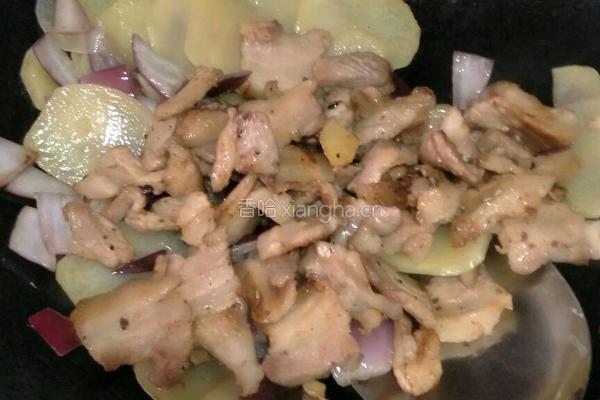 干锅土豆回锅肉的做法图解9