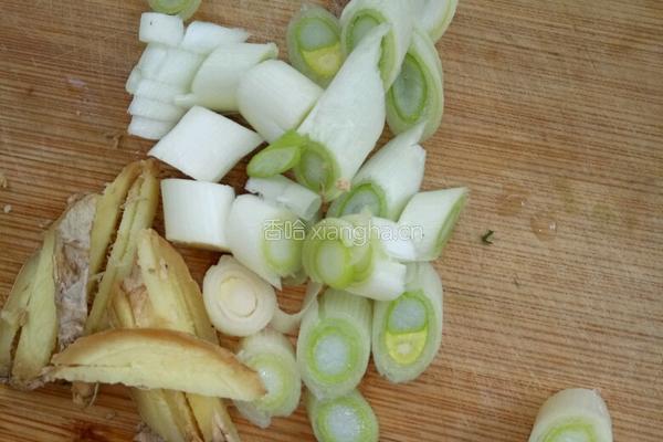 青菜小豆腐的做法图解2