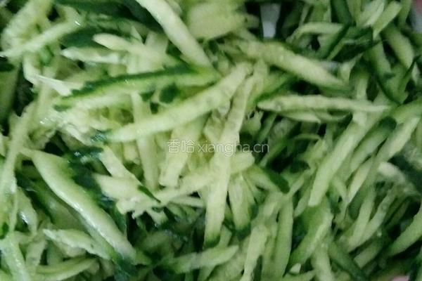 卷凉皮的做法图解2