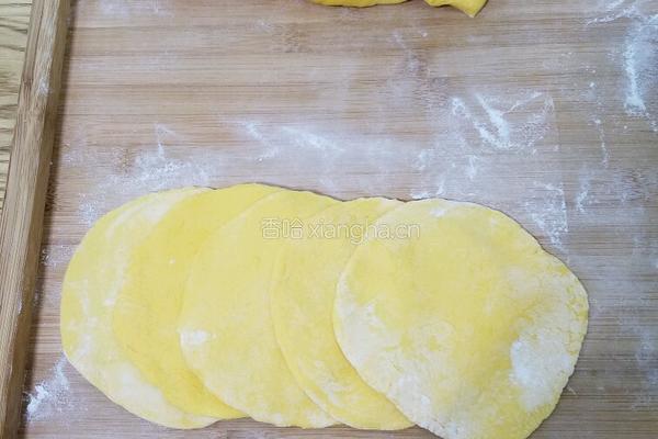 玫瑰南瓜花卷的做法图解8