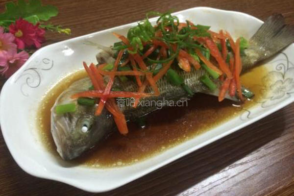 清蒸鲈鱼的做法图解10
