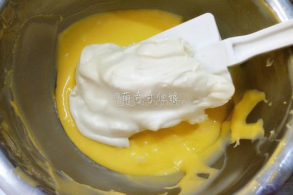 红糖桂圆戚风蛋糕的做法图解13