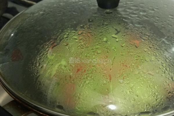 火腿肠炒黄瓜的做法图解7