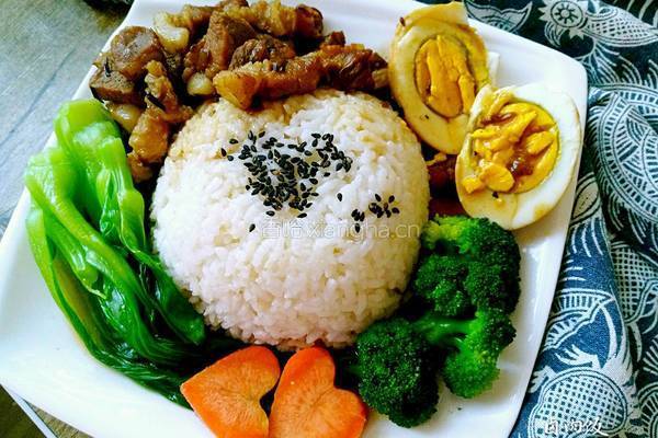 台湾卤肉饭