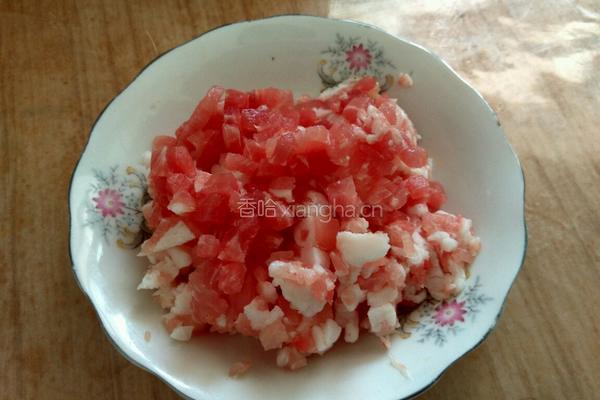 肉酱拌菠菜的做法图解2