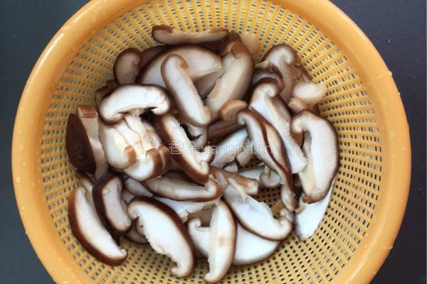 姜汤面的做法图解1
