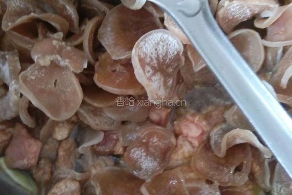 土豆干炖鸡肉块的做法图解5