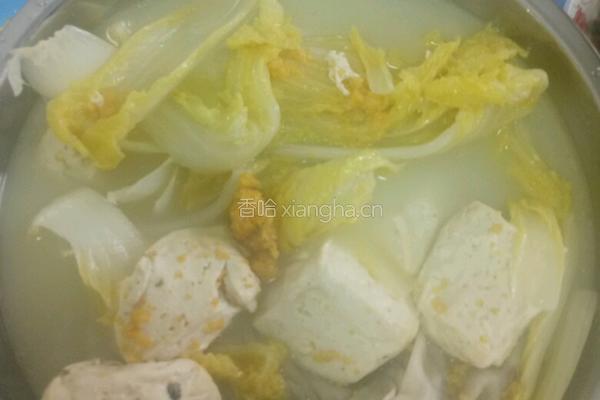 鲫鱼白菜豆腐汤的做法图解7