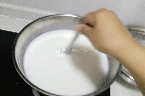 牛奶布丁的做法图解4