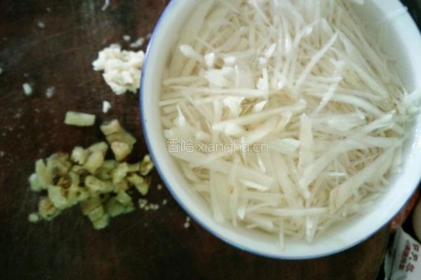 香辣土豆丝的做法图解2