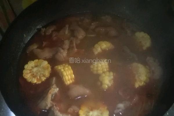 玉米烧猪蹄的做法图解7