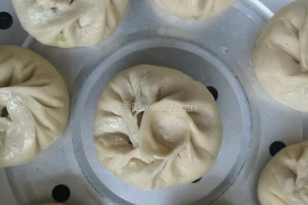 包子……鸡蛋西葫芦洋葱馅的做法图解12