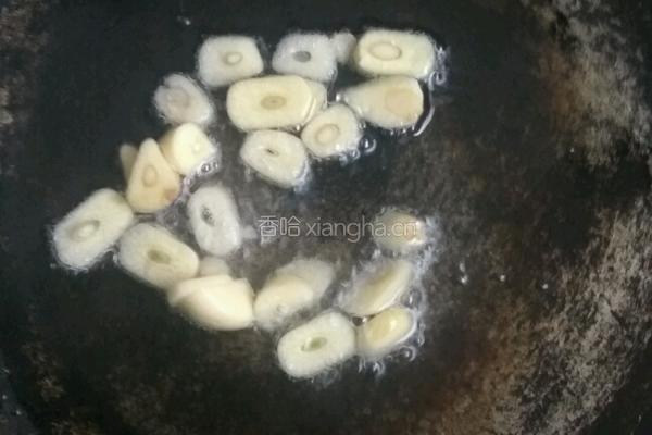 溜土豆片的做法图解2