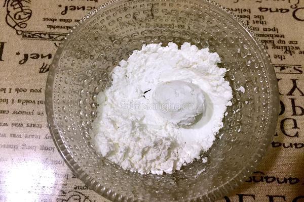 酥皮鹌鹑蛋的做法图解4