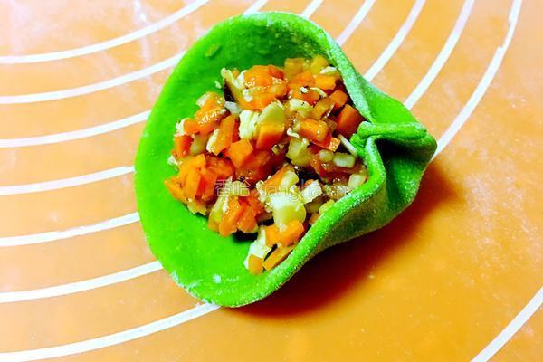 素馅菠菜包子的做法图解17