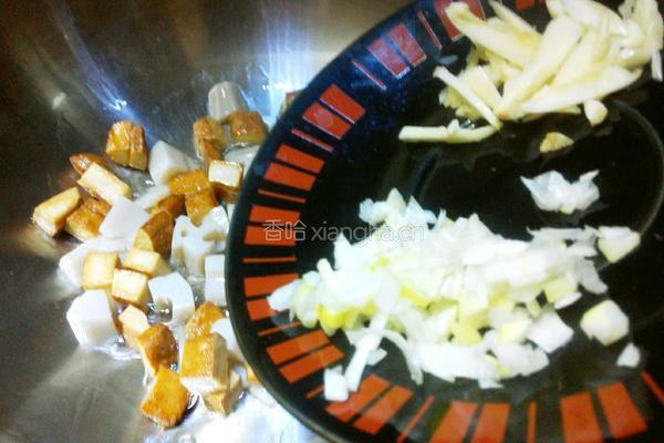 辣炒莲藕豆干丁的做法图解5
