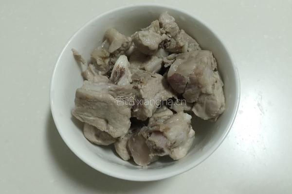 （排骨炖土豆）小鸡饭团的做法图解3