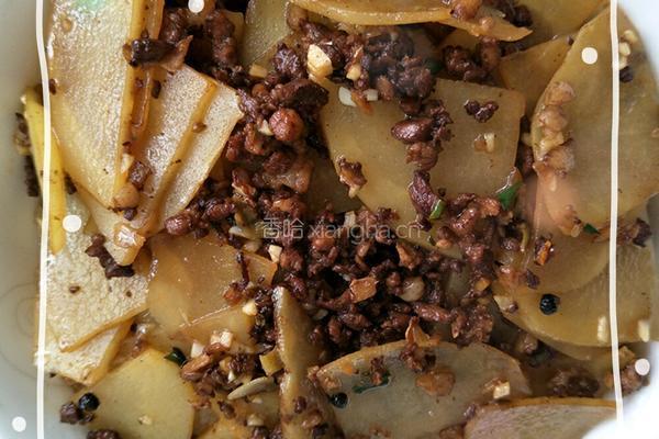 蒜香肉沫土豆片