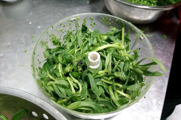猪肉面条菜馅儿饺子的做法图解1