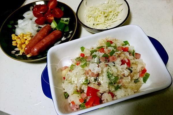 香肠芝士焗饭的做法图解1