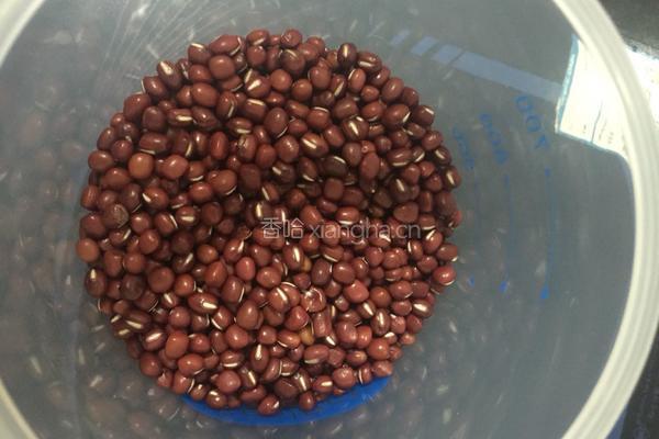 蜜制红豆馅的做法图解1