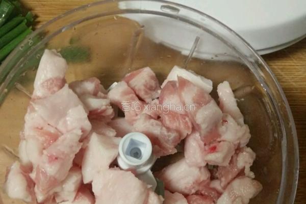 鲜肉虾仁馄饨的做法图解1