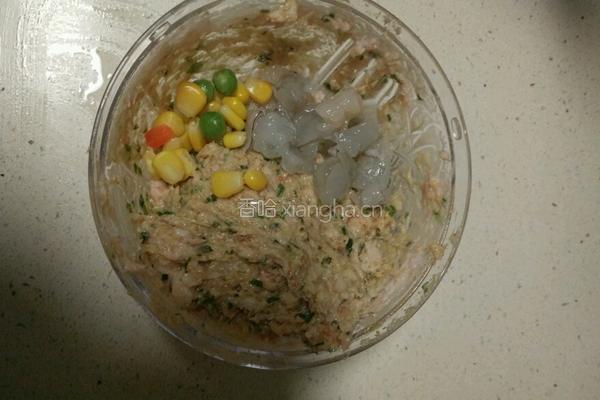 鲜肉虾仁馄饨的做法图解3