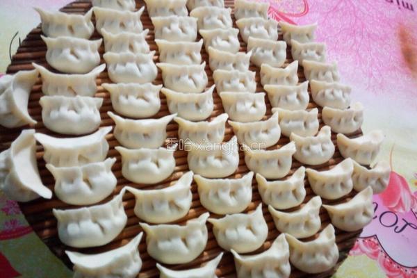 猪肉白菜馅水饺的做法图解8