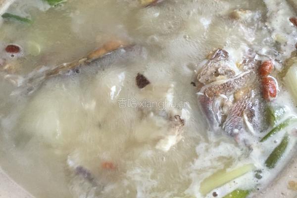 鯛鱼头汤的做法图解6