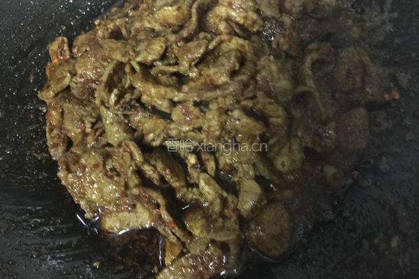 孜然炒肉的做法图解3