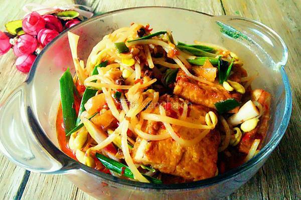 豆芽烩豆腐