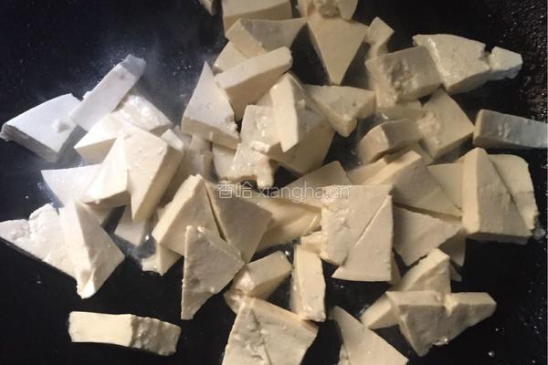 番茄豆腐的做法图解2