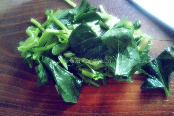 菠菜面条的做法图解1
