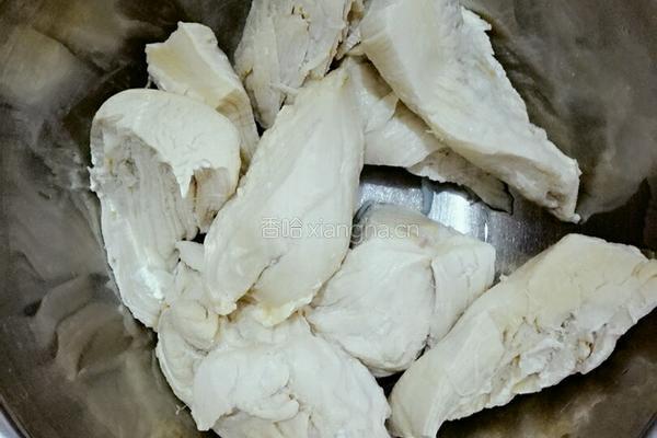 健康减脂无油鸡肉丝的做法图解2