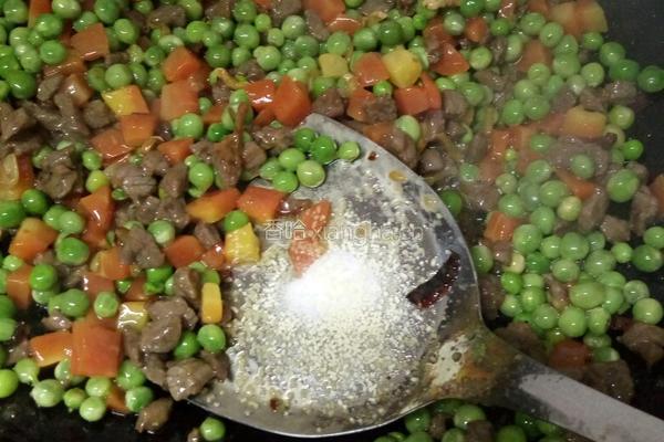 牛肉配豌豆的做法图解8