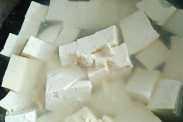 酱汁泼豆腐的做法图解6