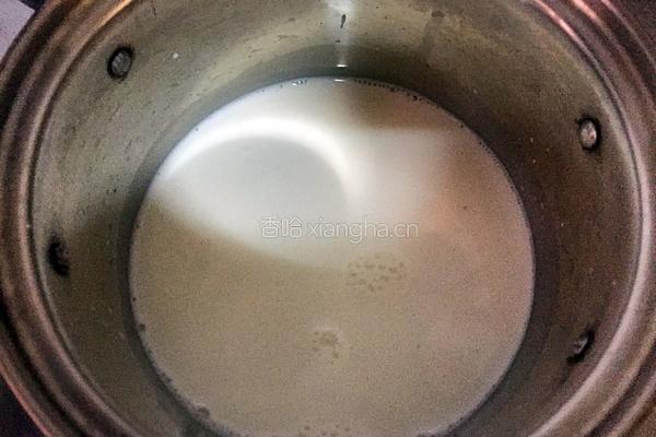 炼乳蛋挞的做法图解2