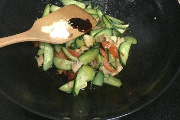 黄瓜炒肉的做法图解9