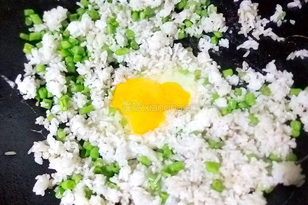 豆角鸡蛋炒饭的做法图解9
