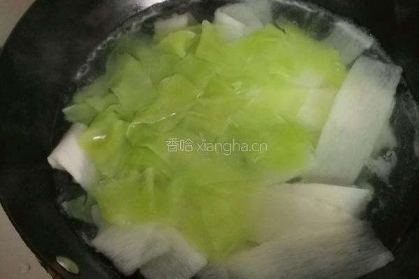 山药青笋卷的做法图解2