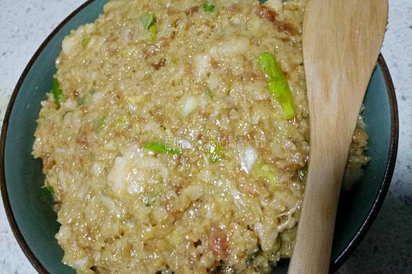 莲菜猪肉饺子馅的做法图解12