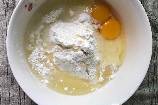 煎松饼的做法图解4