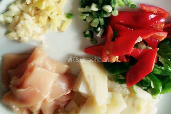 鲜笋滑鸡片的做法图解2