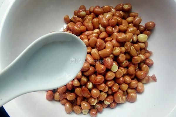 酥花生米的做法图解8