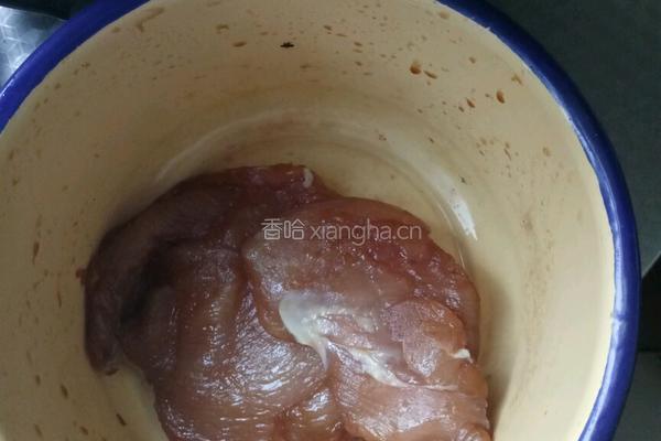 酥肉版鸡柳的做法图解1
